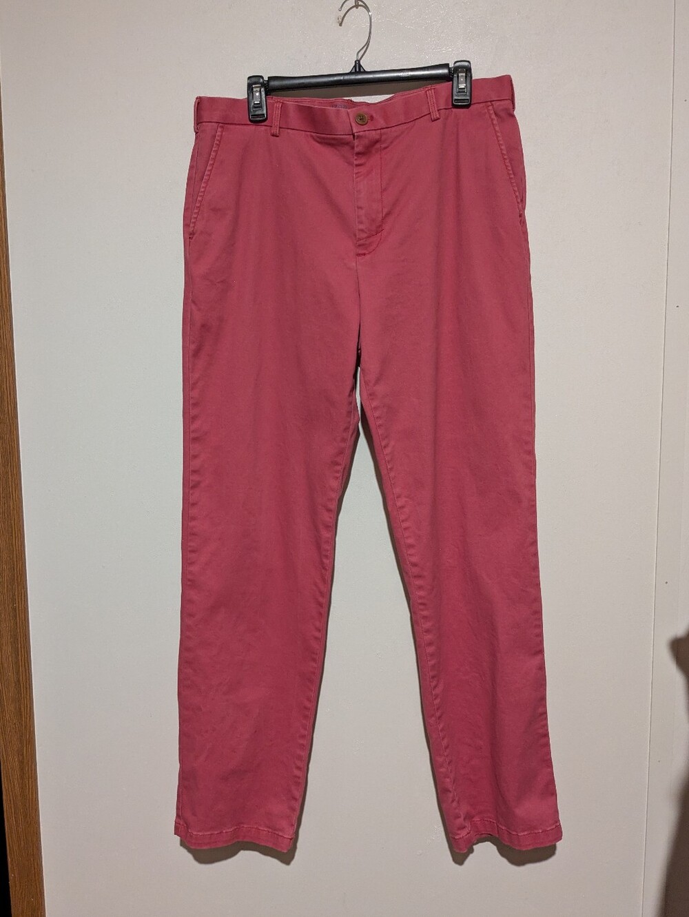 Men's Izod Saltwater Stretch Chino Pink 33x32 Straight ( Actual 35 Waist)